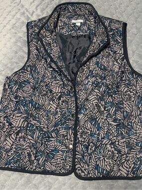 Craft & Barrow XL  Floral Quilted Vest - Black/Taupe/Teal